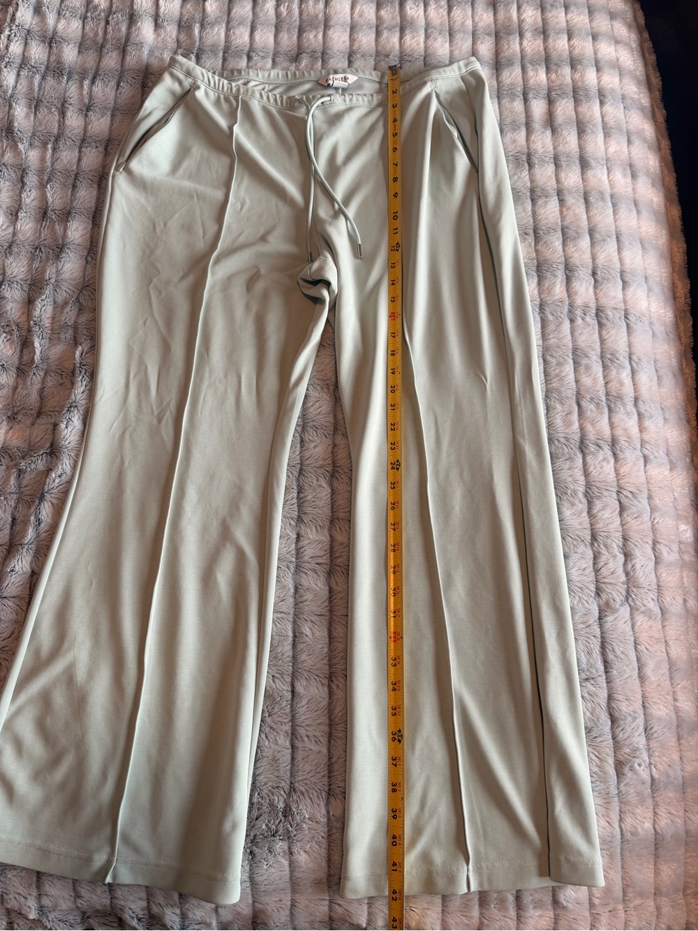 Athleta Seasoft Pintuck Mid Rise Flare Pants XL